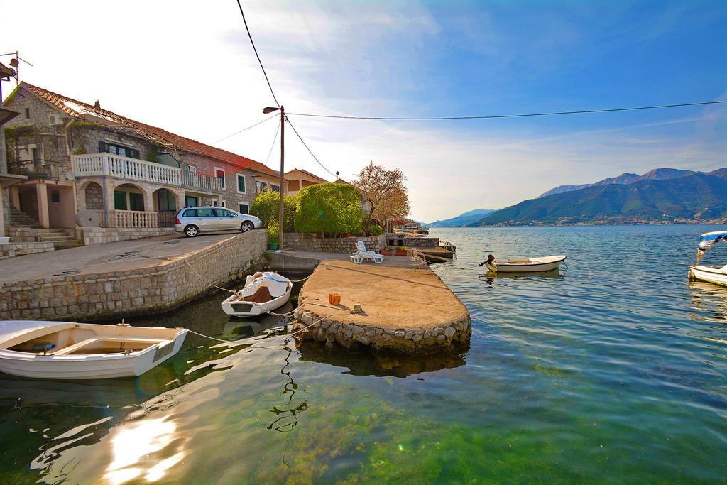 Kjara Apartments Tivat Kültér fotó