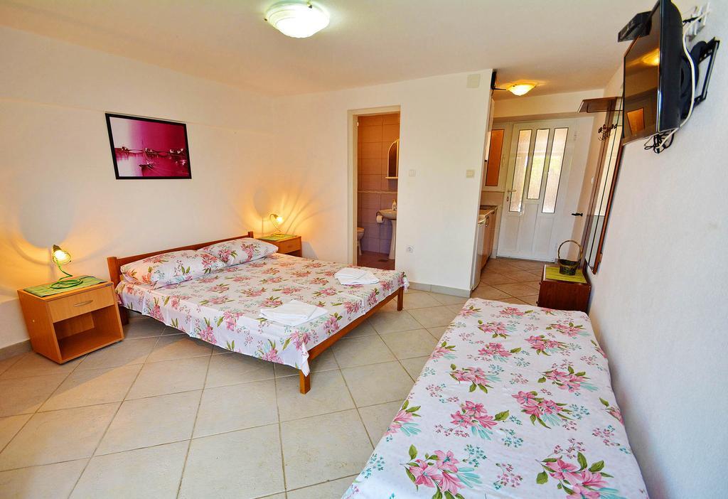 Kjara Apartments Tivat Kültér fotó