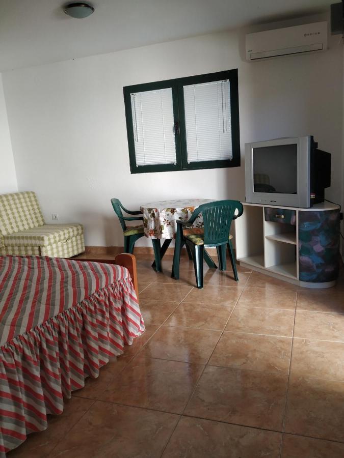 Kjara Apartments Tivat Kültér fotó